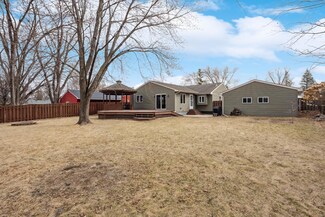 3703 Upper 71st St E, Inver Grove Heights, MN 55076