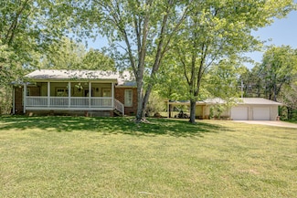 396 Pee Dee Branch Rd, Cottontown, TN 37048