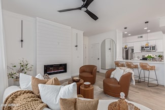 5401 E Van Buren St Unit 1088, Phoenix, AZ 85008