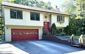 492 Schauber Rd, Ballston Lake, NY 12019