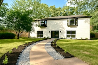 5614 Oakhaven Ln, Houston, TX 77091