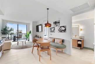159 NE 6th St Unit 3104, Miami, FL 33132