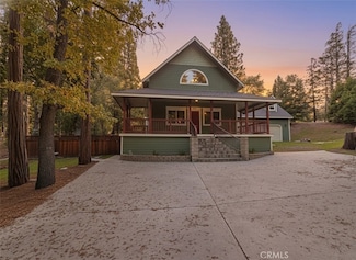 1400 Pinecone Ct, Wofford Heights, CA 93285