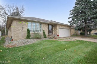 9695 Idlewood Dr, Cleveland, OH 44144