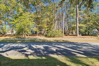7 N Loudon, Beaufort, SC 29906