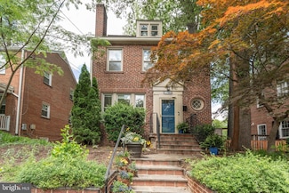 3709 Jocelyn St NW, Washington, DC 20015