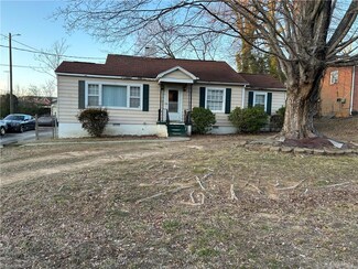 815 Willow Place, High Point, NC 27260