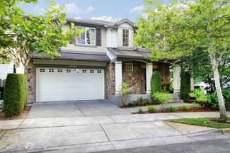 19135 NE 65th Way, Redmond, WA 98052
