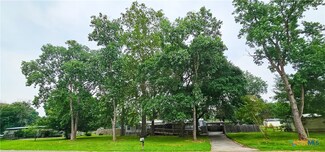 407 SW Pecan Dr, McQueeney, TX 78123