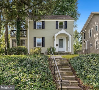 7000 Exeter Rd, Bethesda, MD 20814