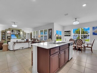 2632 SW 8th Ct, Cape Coral, FL 33914