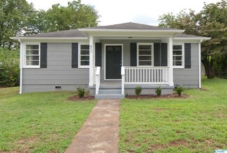 811 Crestline Rd NW, Huntsville, AL 35816