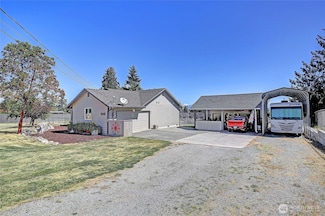 1985 Elhardt St, Camano Island, WA 98282