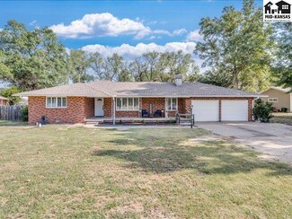 2508 E 43rd Ave, Hutchinson, KS 67502