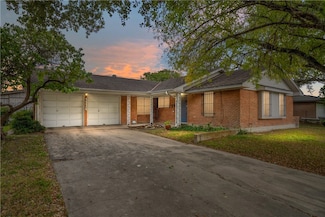 4526 Driftwood Place, Corpus Christi, TX 78411