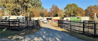 17110 175th Ave, Spiro, OK 74959