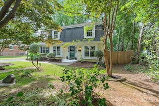 1014 Vandalia Dr, Charlotte, NC 28212