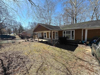 251 White Ln, Bedford, IN 47421