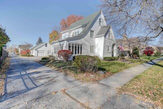 725 N Main St, Auburn, IN 46706