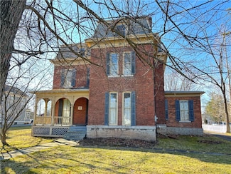 89 Cayuga St, Seneca Falls, NY 13148