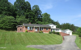 19374 Benhams Rd, Bristol, VA 24202