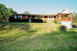 249 Spring Valley Rd, Jeannette, PA 15644