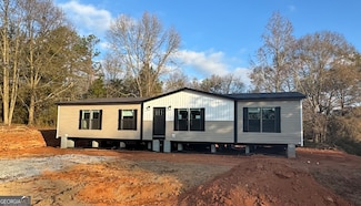 136 Marigold Dr, Carnesville, GA 30521