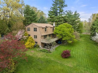575 Piper Rd, West Springfield, MA 01089
