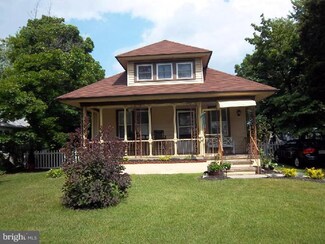 433 Mantua Ave, Paulsboro, NJ 08066