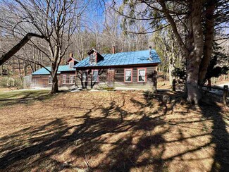 43 Scotch Hollow Rd, Newbury, VT 05051