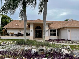 2224 Sand Bay Dr, Holiday, FL 34691