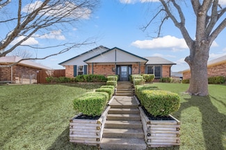 422 Timberline Dr, Duncanville, TX 75137