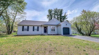 641 Cypress Dr, Vineland, NJ 08360