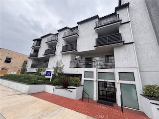 327 Chestnut Ave Unit 204, Long Beach, CA 90802
