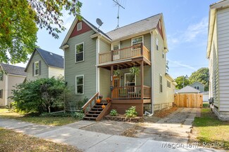 1017 Lincoln Ave NW, Grand Rapids, MI 49504