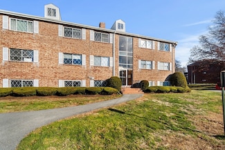 19 Fernview Ave Unit 5, North Andover, MA 01845