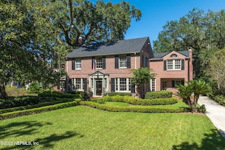 2127 River Rd, Jacksonville, FL 32207