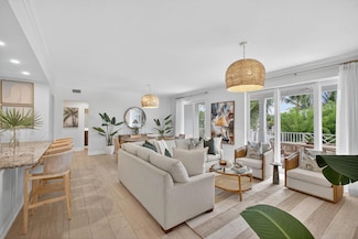 833 Bay Colony Dr S, Juno Beach, FL 33408