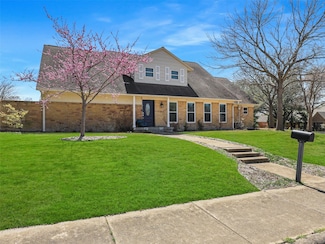 7248 Tangleglen Dr, Dallas, TX 75248