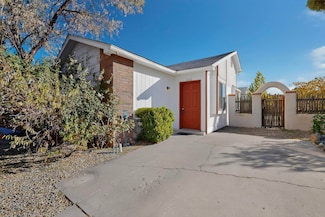 6618 Azuelo Ave NW, Albuquerque, NM 87120