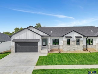 6842 Weigel Bay, Lincoln, NE 68516