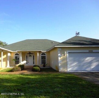 218 Oak Ridge Dr, Welaka, FL 32193