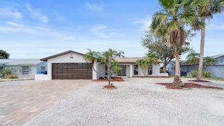 1024 Spindle Palm Way, Apollo Beach, FL 33572