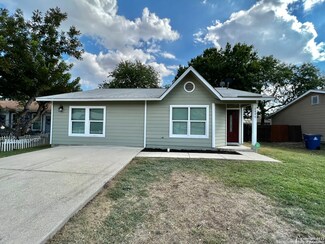4806 Blue Spruce Dr, San Antonio, TX 78219