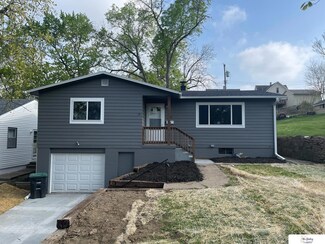 6139 Bedford Ave, Omaha, NE 68104