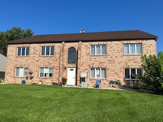 214 Plum Creek Dr Unit 2A, Schererville, IN 46375