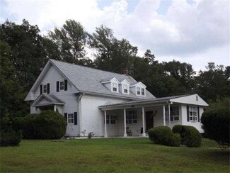 347 East St, Sharon, MA 02067