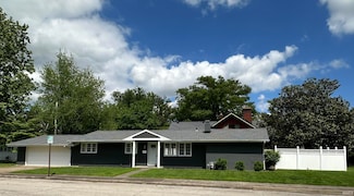 540 S Runnymeade Ave, Evansville, IN 47714
