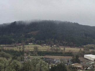522 Fawn Ln, Philomath, OR 97370
