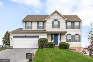 12 Saddlebrook Dr, Felton, PA 17322